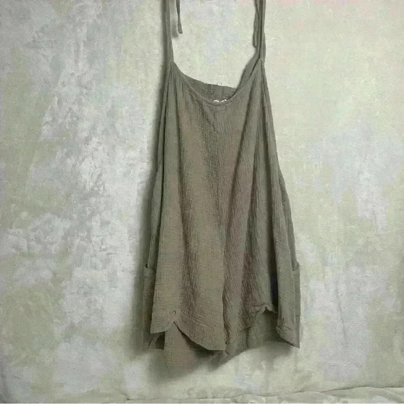 Romper NWOT - Picture 1 of 3